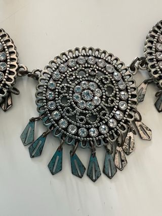 Conjunto collar y pulsera plateado