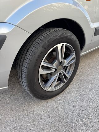 Ford Fusion 2013