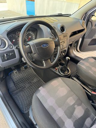 Ford Fusion 2013