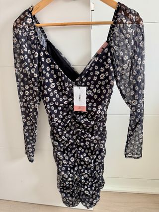 Vestido fiesta floral Lefties sin estrenar talla S