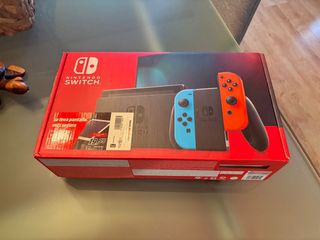 Nintendo Switch Azul/Rojo + Accesorios