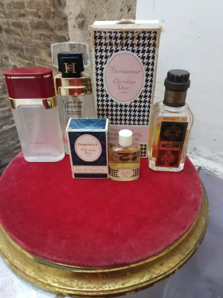 Set di flaconi di profumo retrò Dior CH Moschino Cartie