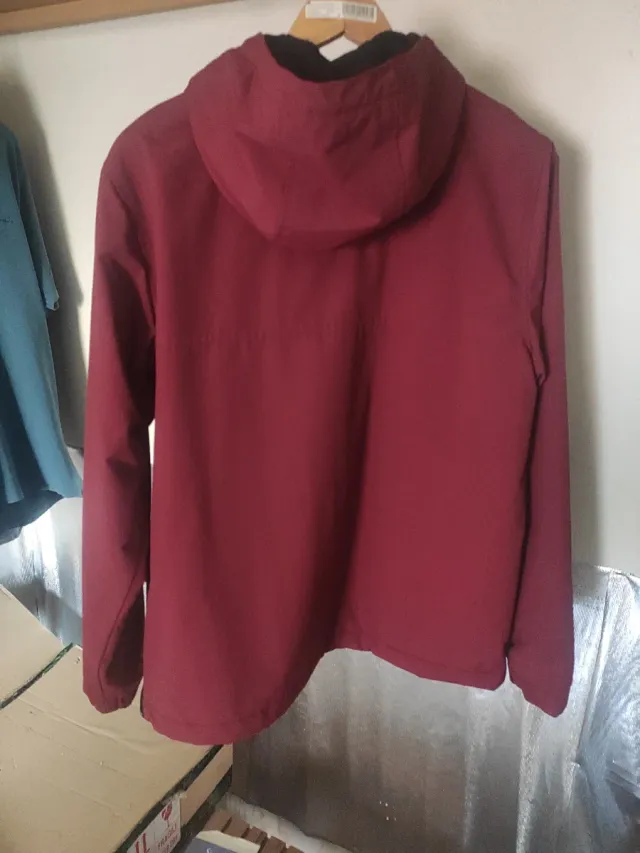 Canguro Carhartt Burdeos con Forro