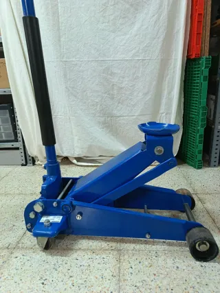 Gato hidráulico azul