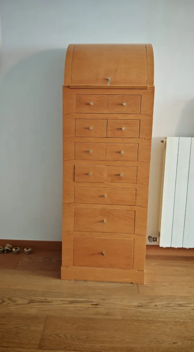 Cómoda Lia Giorgetti madera