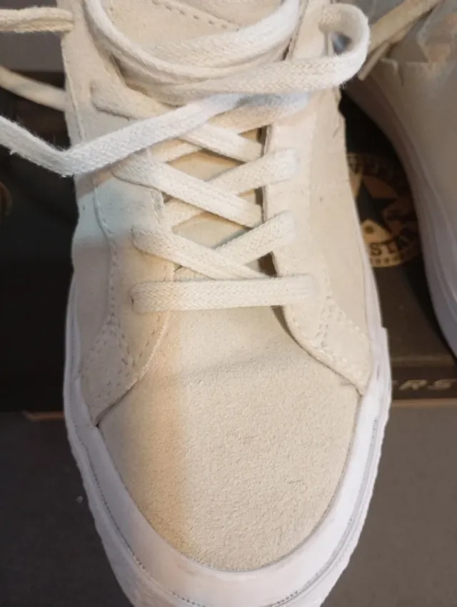 Zapatillas Converse Beige. Talla 38.