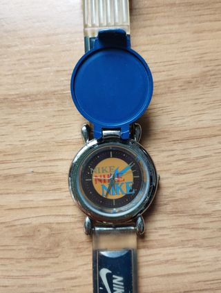 Reloj Nike Vintage Azul y Plateado