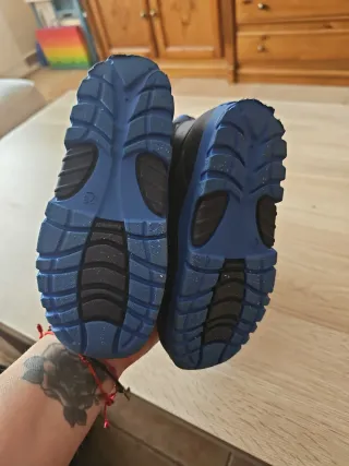 Botas de agua azules para niños, talla 28