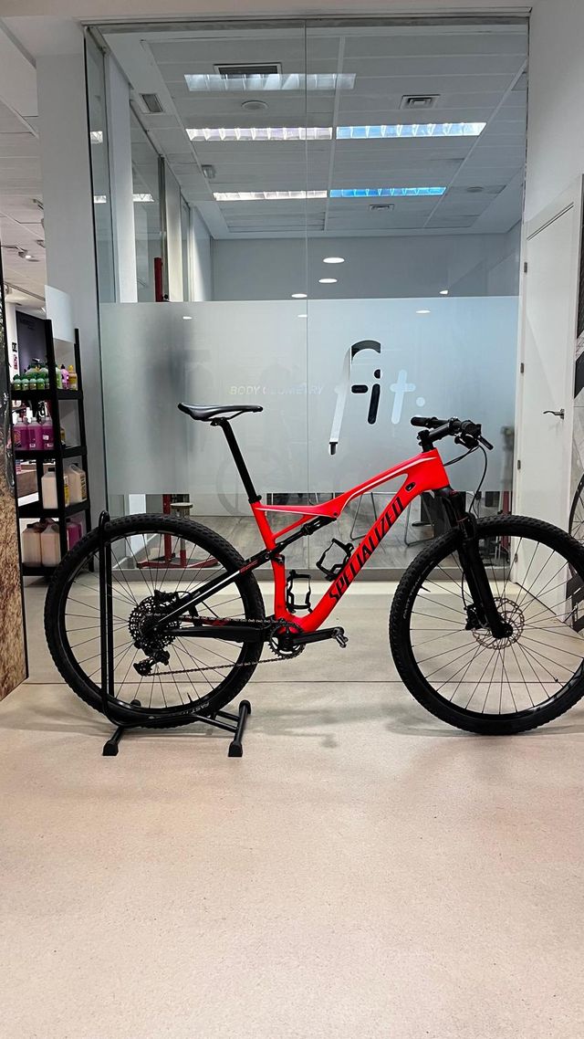 Epic FSR Expert Carbon World Cup