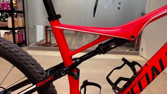 Epic FSR Expert Carbon World Cup