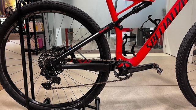 Epic FSR Expert Carbon World Cup