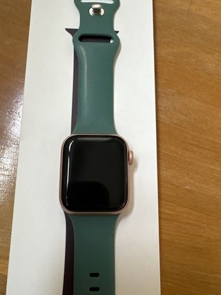 Apple Watch Oro y Verde serie 6