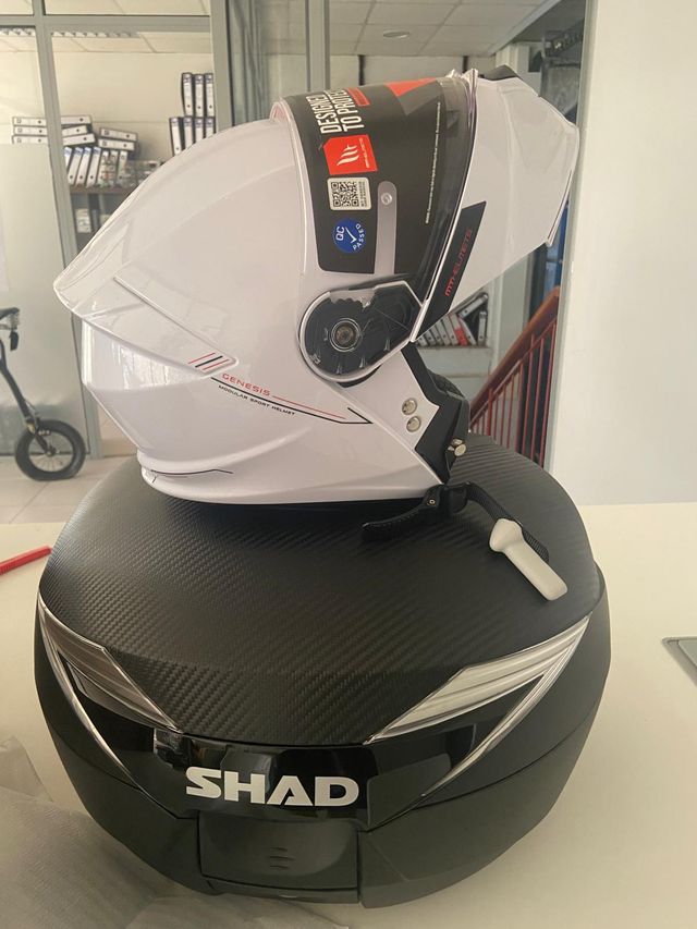 Baúl Moto Shad 39L Carbono Nuevo