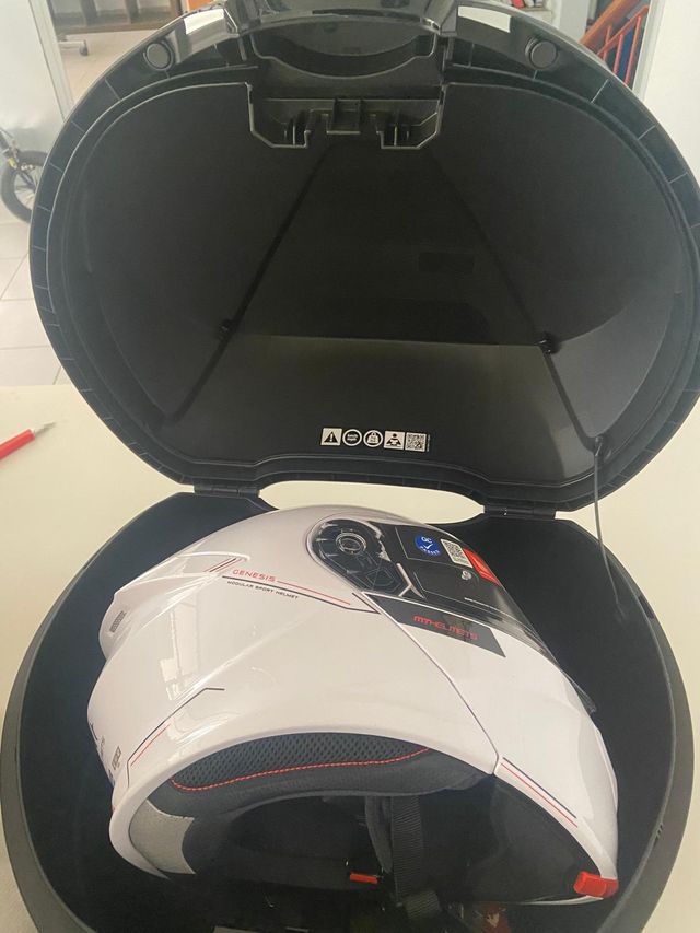 Baúl Moto Shad 39L Carbono Nuevo