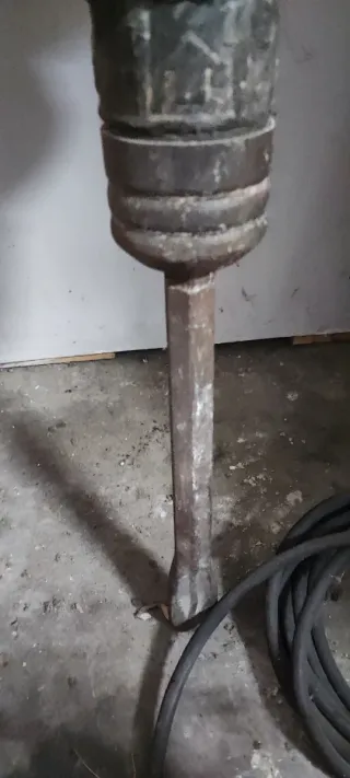Hilti TE 1000-AVR Martillo Demoledor