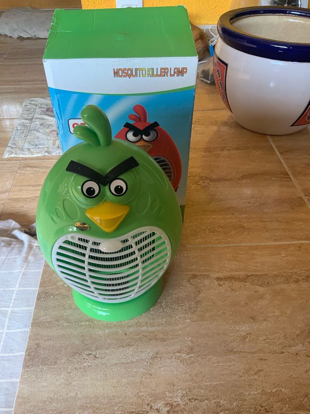 Lámpara Mata Mosquitos Angry Birds Verde