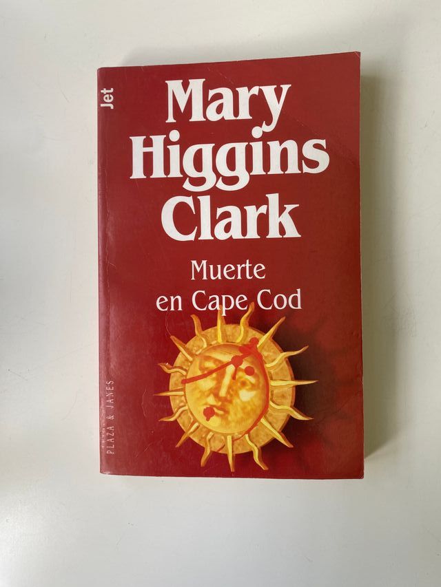 "Muerte en Cape Cod" de Mary Higgins Clark