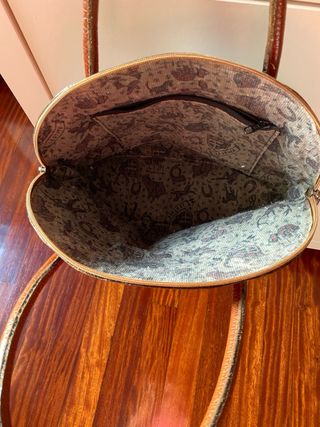 Bolso de piel marrón