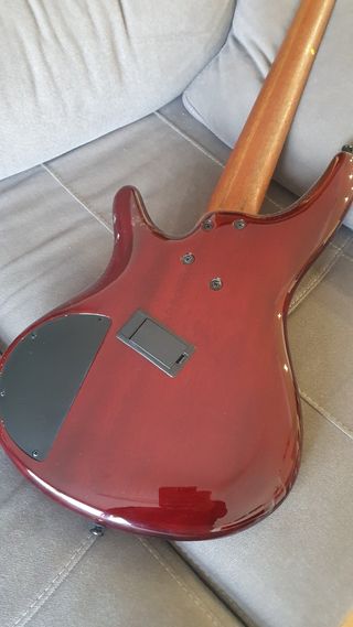Bajo Ibanez SRMS805-BTT