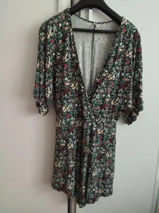 Mono corto estampado floral talla L