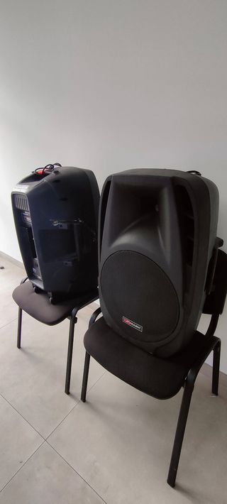 PAREJA ALTAVOCES ACTIVOS 15"
