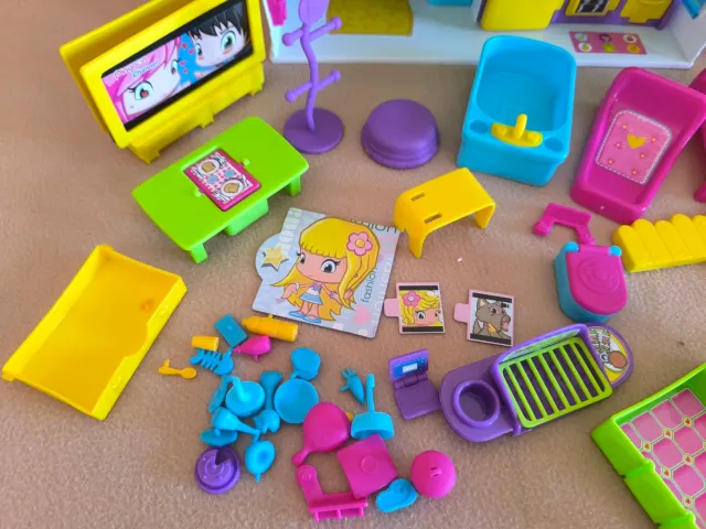 Villa Pinypon con figuras y accesorios