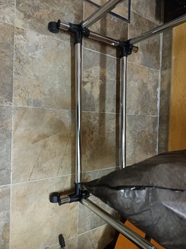 Perchero Doble con Ruedas