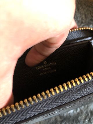 Cartera Louis Vuitton Negra