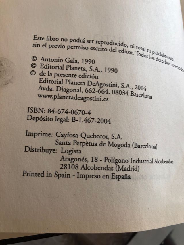 El Manuscrito Carmesí