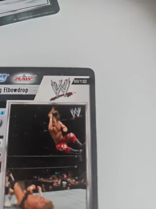 Carte WWE Flying Elbowdrop 89/132