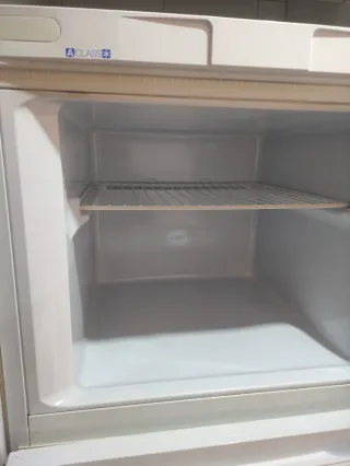 Nevera Combi Indesit