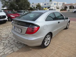 Mercedes-Benz Clase C 2002