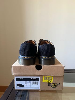 Dr. Martens Duchess Corduroy Zapatos