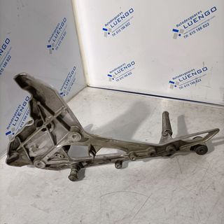 Soporte estribera lado derecho Honda NC 700 SD 