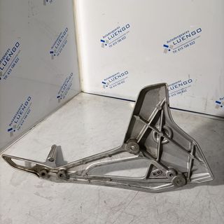 Soporte estribera lado izquierdo Honda NC 700 SD 