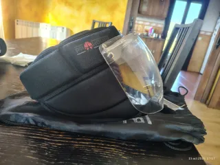 Casco hockey jugador talla M negro