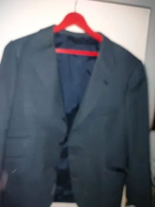 Traje de hombre gris