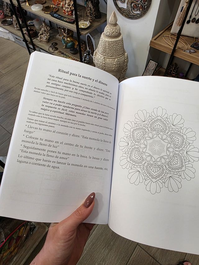 Agenda Mi Día es Magia - Isabel Sánchez Rivera