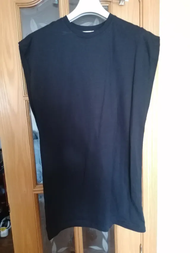 Vestido negro Bershka