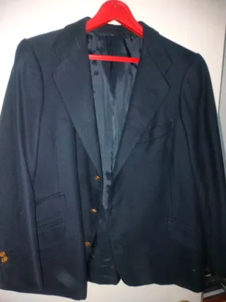Traje de hombre azul