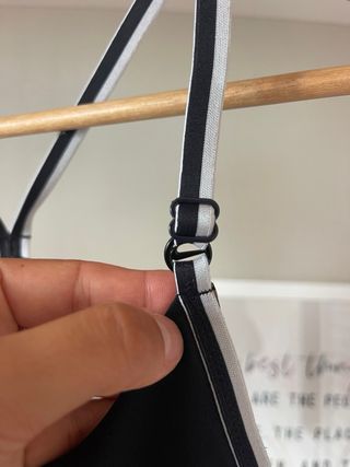 Top deportivo Nike negro talla S