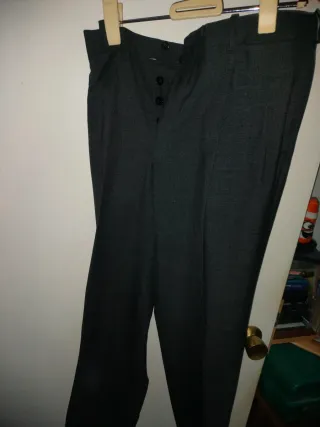 Traje de hombre gris