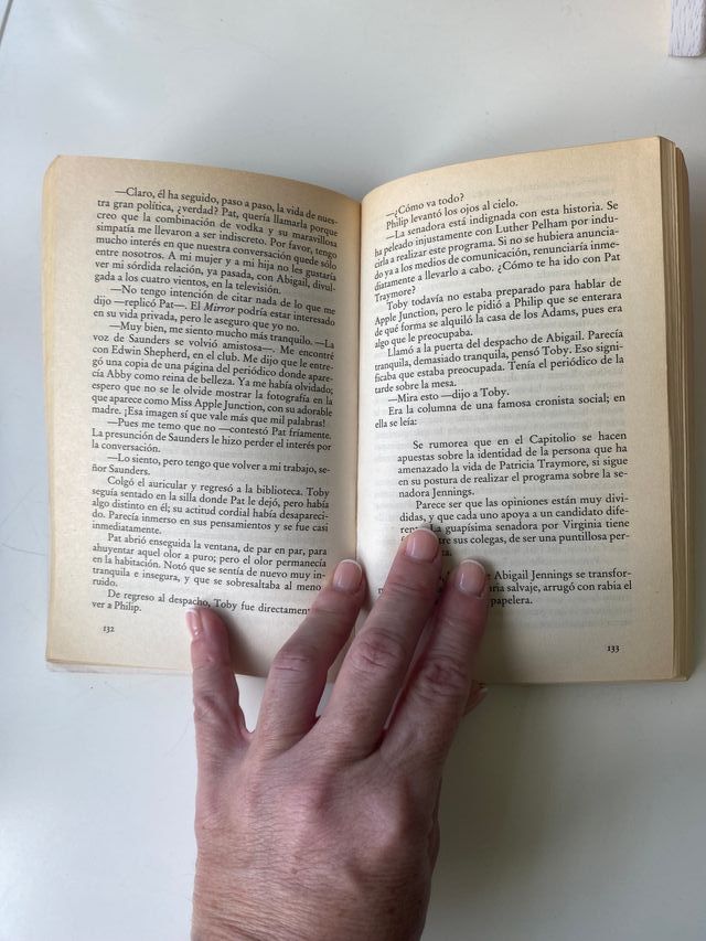 "El ojo avizor" de Mary Higgins Clark