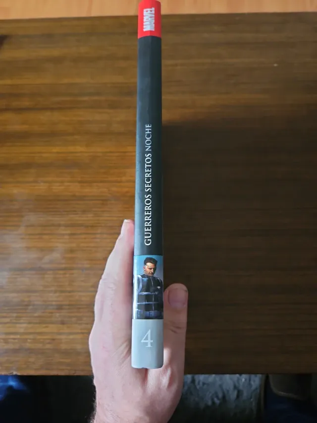 Marvel Saga Guerreros Secretos 4 Noche - Hickma...