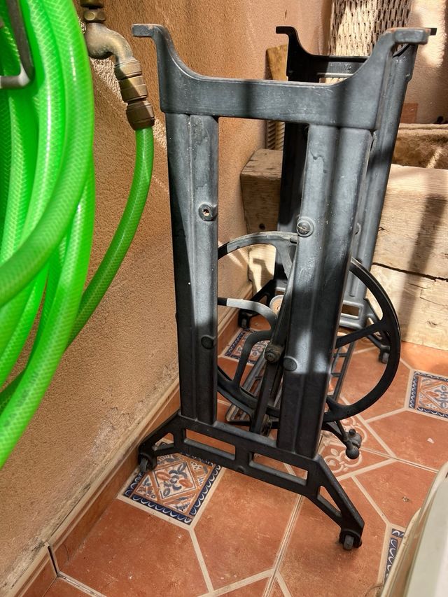 Pie Máquina Coser Antigua Sigma