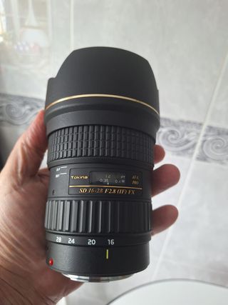Tokina 16-28mm f/2.8 (IF) FX Objetivo