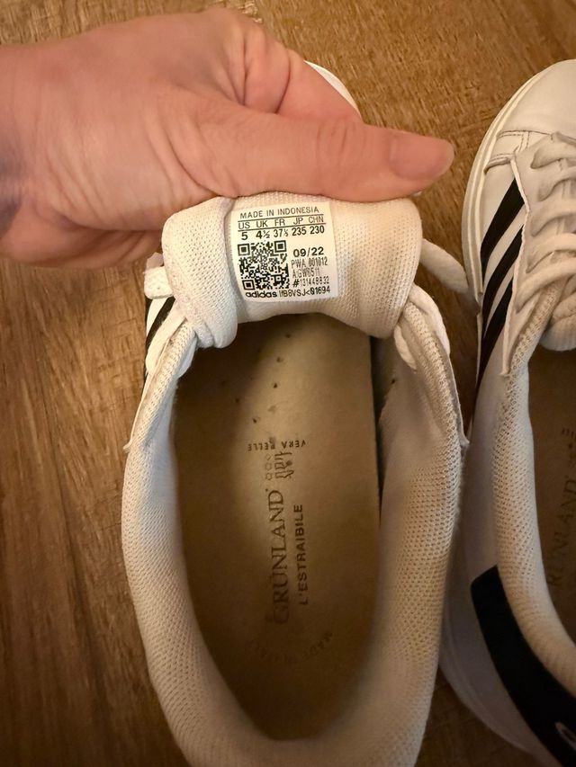 Adidas Sneakers Bianche e Nere