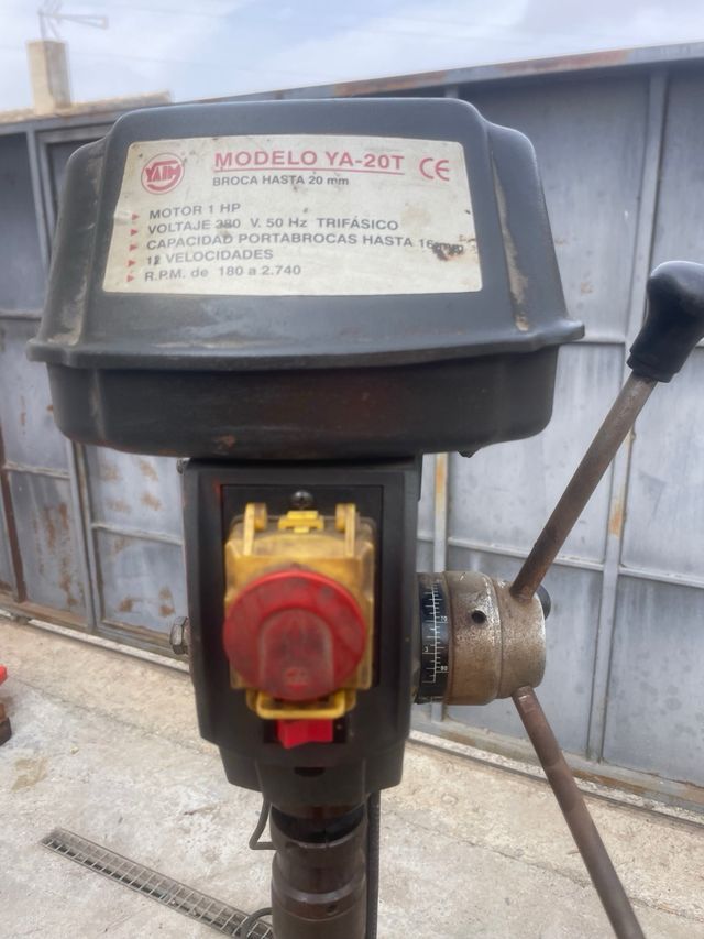 Taladro de columna Ya-20t