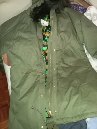 Parka Oversize Talla M Verde y Multicolor