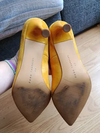 Zapatos tacón Zara mostaza talla 40